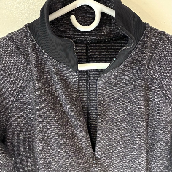 Lululemon Runderful 1/2 Zip - Picture 5 of 13